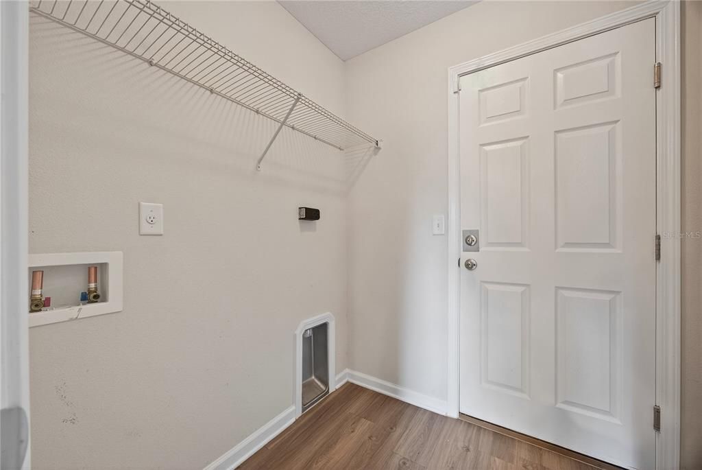 待售: $249,900 (3 贝兹, 2 浴室, 1196 平方英尺)