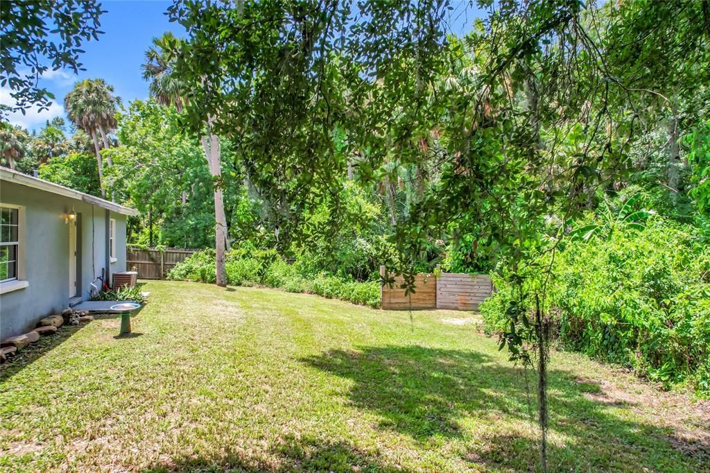 Activo con contrato: $269,900 (4 camas, 2 baños, 1360 Pies cuadrados)