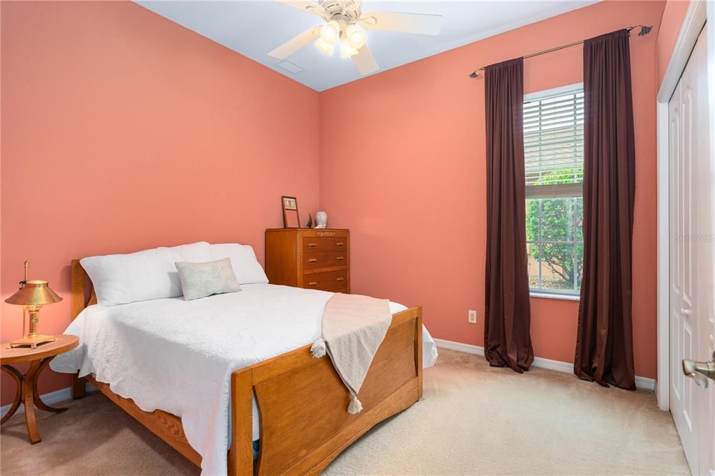 Active With Contract: $400,000 (3 beds, 2 baths, 1888 Square Feet)