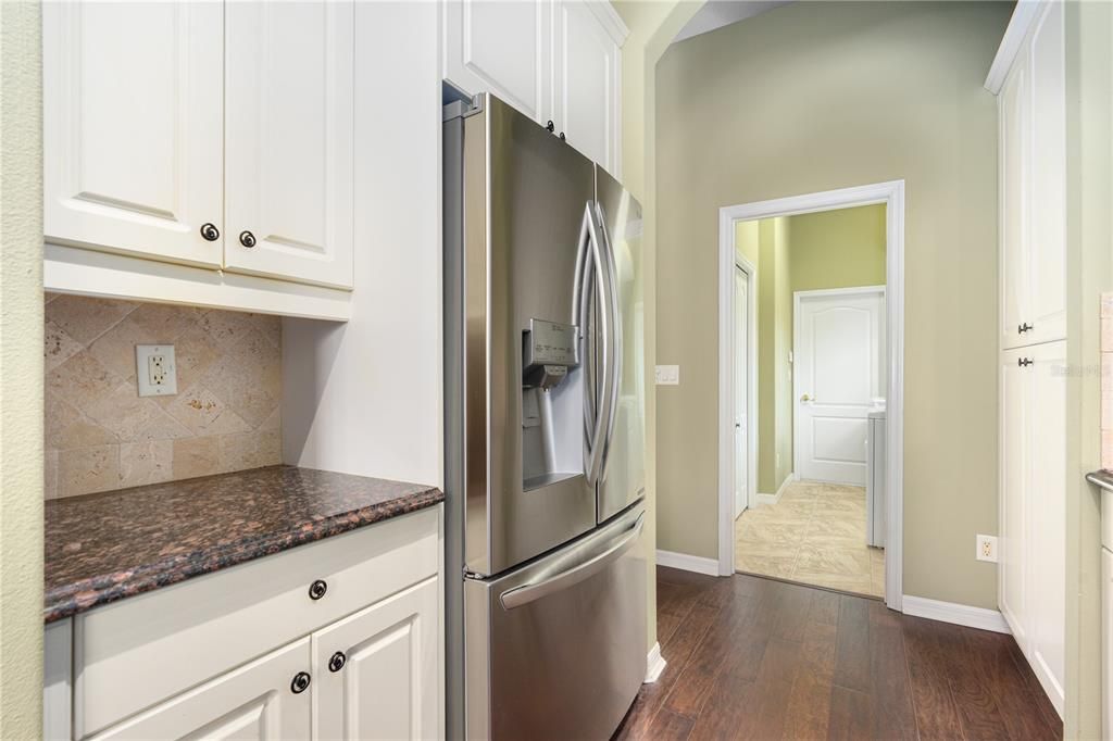 Active With Contract: $400,000 (3 beds, 2 baths, 1888 Square Feet)