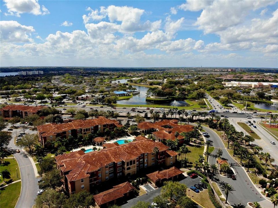 Active With Contract: $1,195 (1 beds, 1 baths, 899 Square Feet)