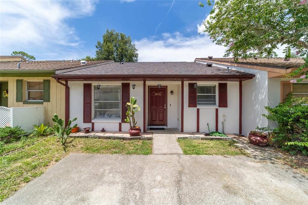 En Venta: $175,000 (2 camas, 2 baños, 1051 Pies cuadrados)