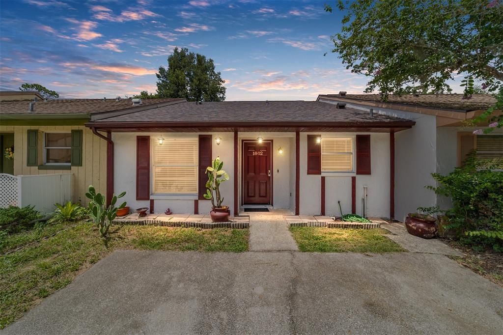 En Venta: $175,000 (2 camas, 2 baños, 1051 Pies cuadrados)