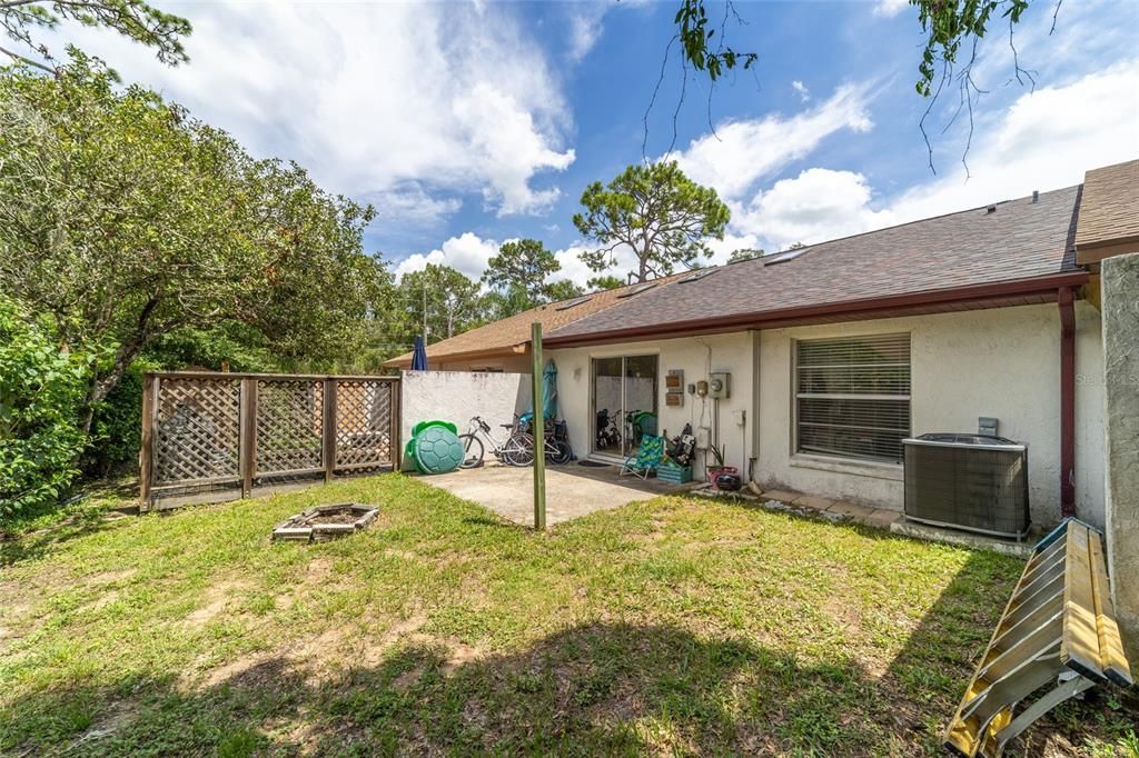 En Venta: $175,000 (2 camas, 2 baños, 1051 Pies cuadrados)