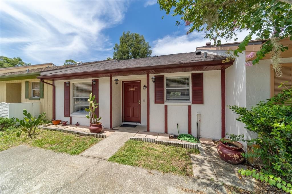 En Venta: $175,000 (2 camas, 2 baños, 1051 Pies cuadrados)