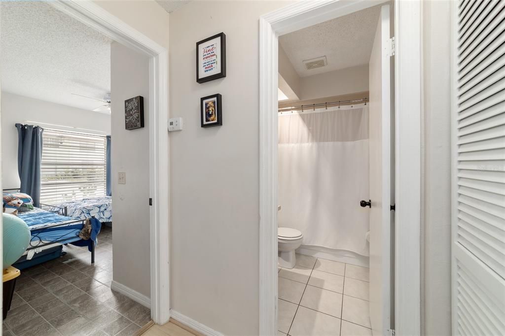 En Venta: $175,000 (2 camas, 2 baños, 1051 Pies cuadrados)