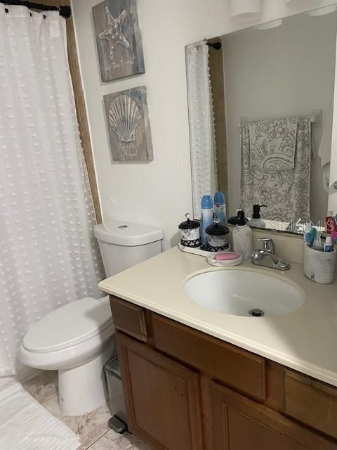 待售: $129,000 (2 贝兹, 1 浴室, 960 平方英尺)