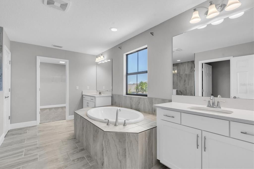 待售: $865,000 (4 贝兹, 3 浴室, 3182 平方英尺)