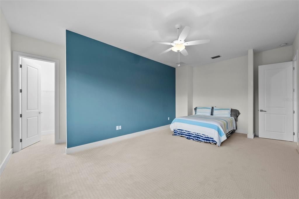 En Venta: $2,499,000 (5 camas, 3 baños, 4709 Pies cuadrados)