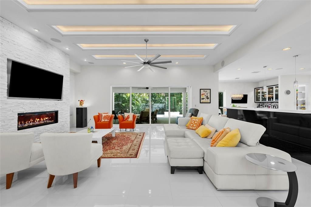 En Venta: $2,499,000 (5 camas, 3 baños, 4709 Pies cuadrados)