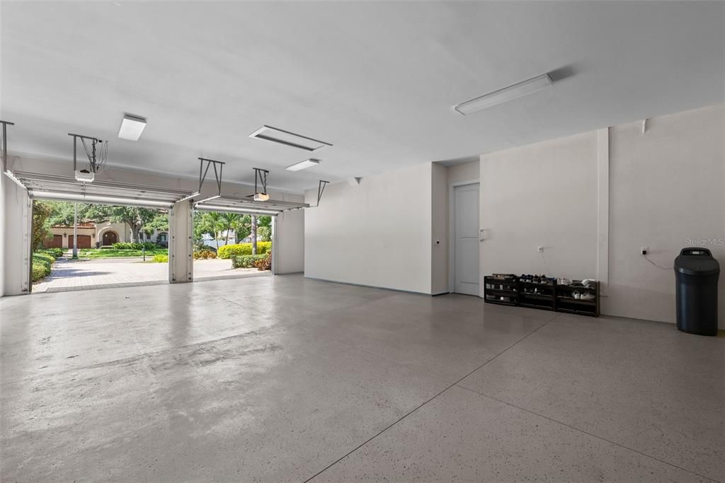 En Venta: $2,499,000 (5 camas, 3 baños, 4709 Pies cuadrados)