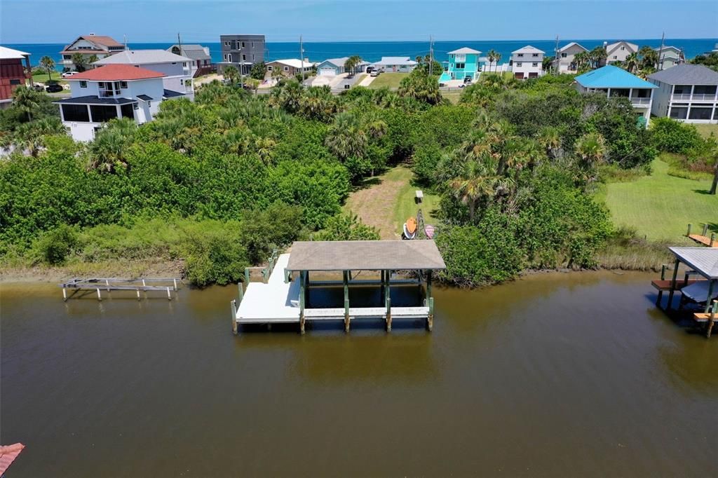 For Sale: $499,000 (0.25 acres)