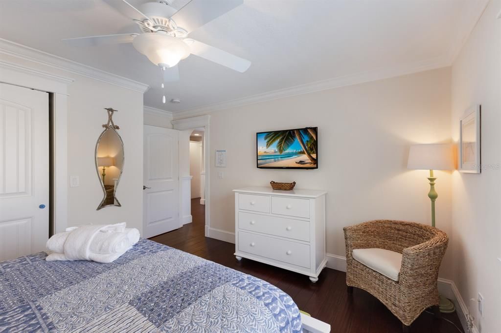 For Sale: $1,799,000 (3 beds, 2 baths, 1447 Square Feet)