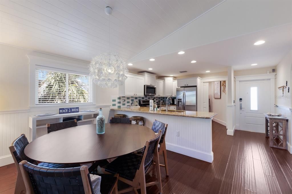 For Sale: $1,799,000 (3 beds, 2 baths, 1447 Square Feet)