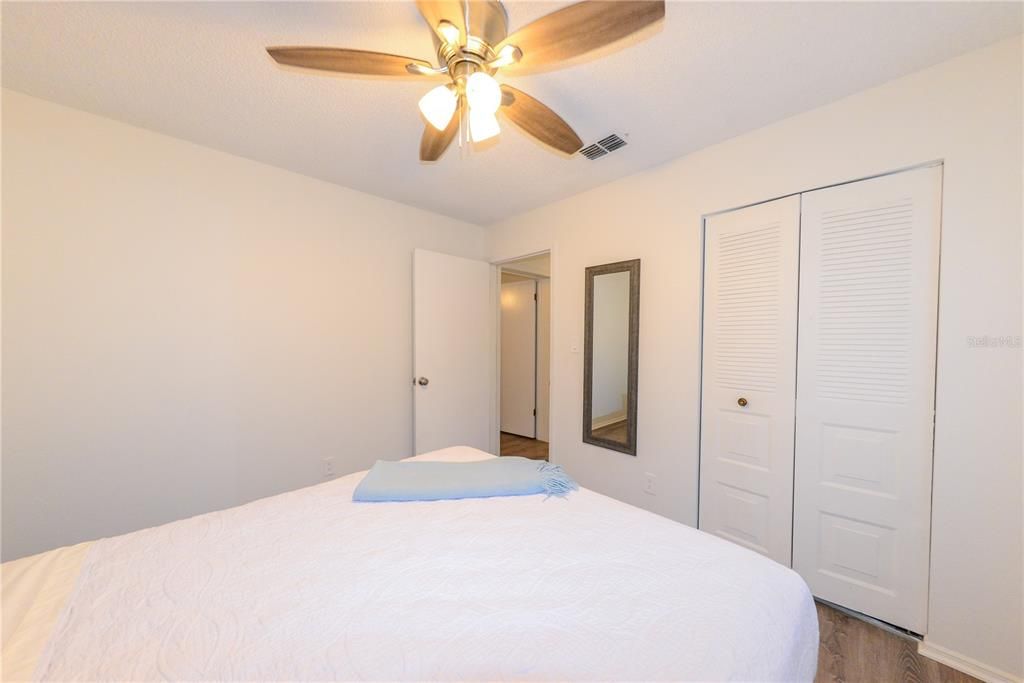 En Venta: $218,000 (2 camas, 1 baños, 912 Pies cuadrados)