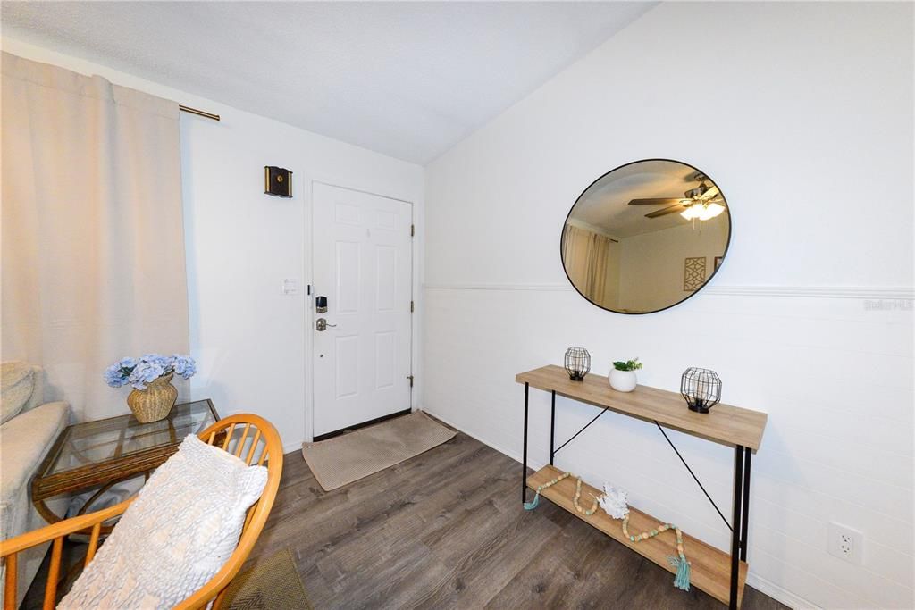 En Venta: $218,000 (2 camas, 1 baños, 912 Pies cuadrados)