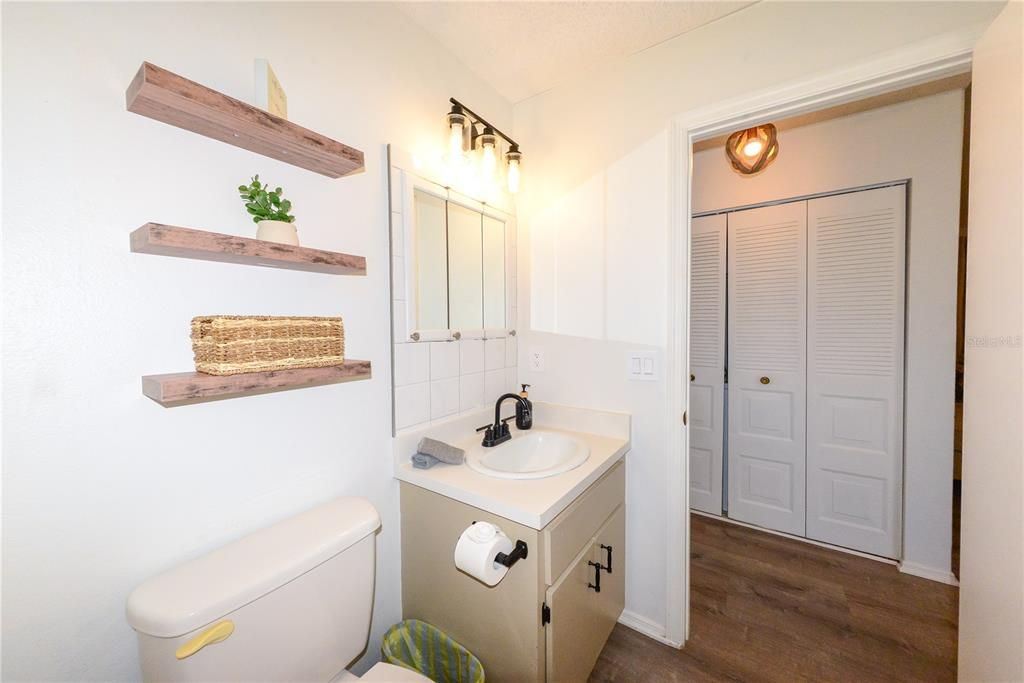 En Venta: $218,000 (2 camas, 1 baños, 912 Pies cuadrados)