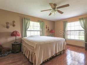 En Venta: $650,000 (3 camas, 2 baños, 2641 Pies cuadrados)