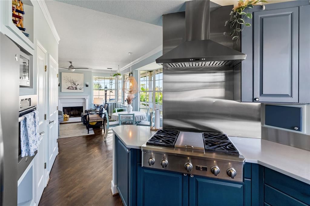 На продажу: $649,000 (4 спален, 3 ванн, 2383 Квадратных фут)