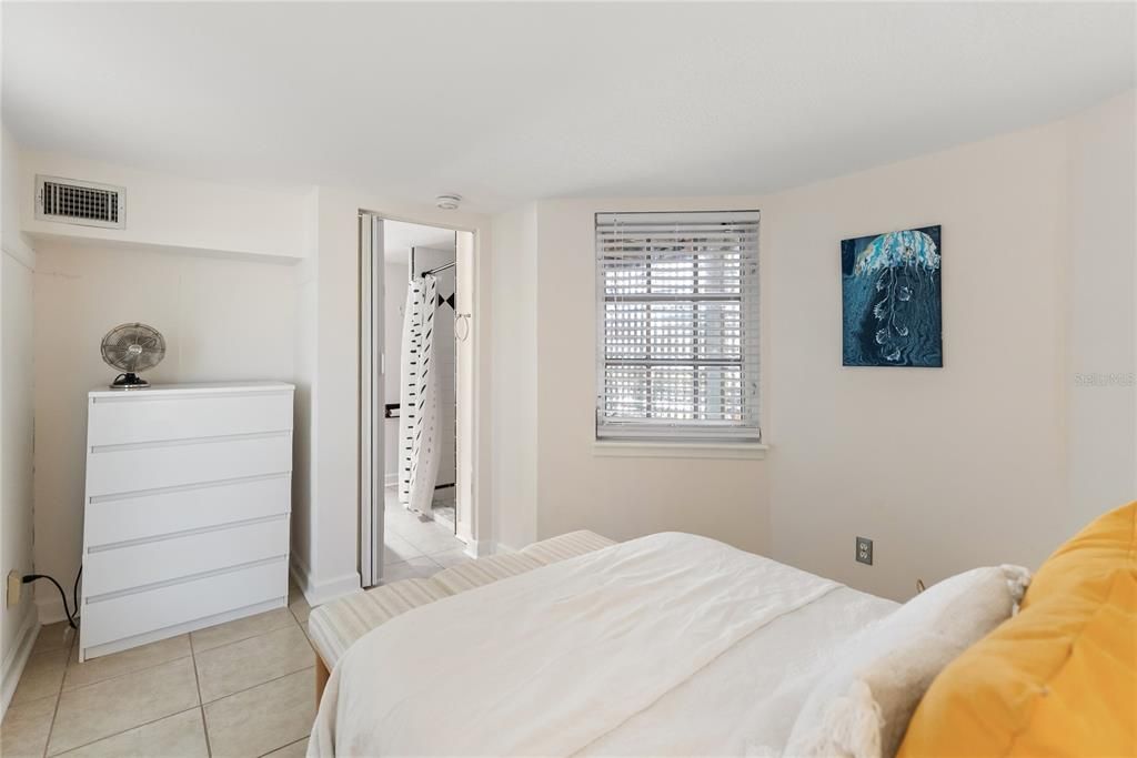 На продажу: $649,000 (4 спален, 3 ванн, 2383 Квадратных фут)