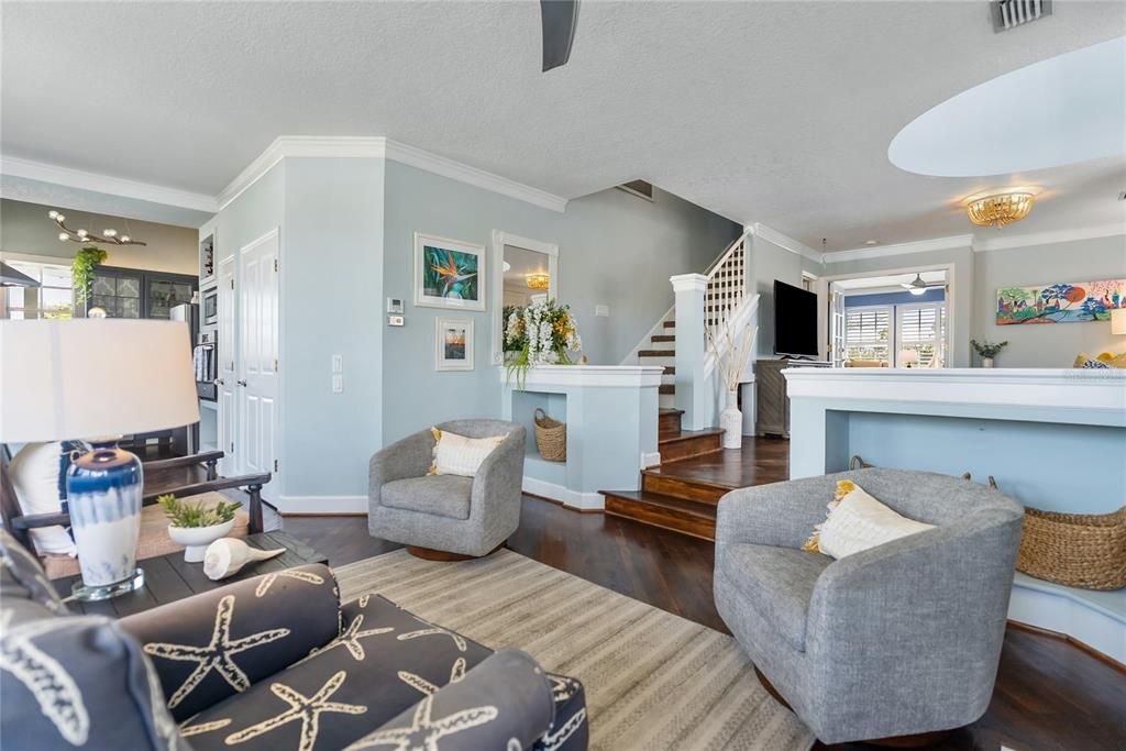 На продажу: $649,000 (4 спален, 3 ванн, 2383 Квадратных фут)