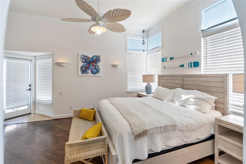 На продажу: $649,000 (4 спален, 3 ванн, 2383 Квадратных фут)