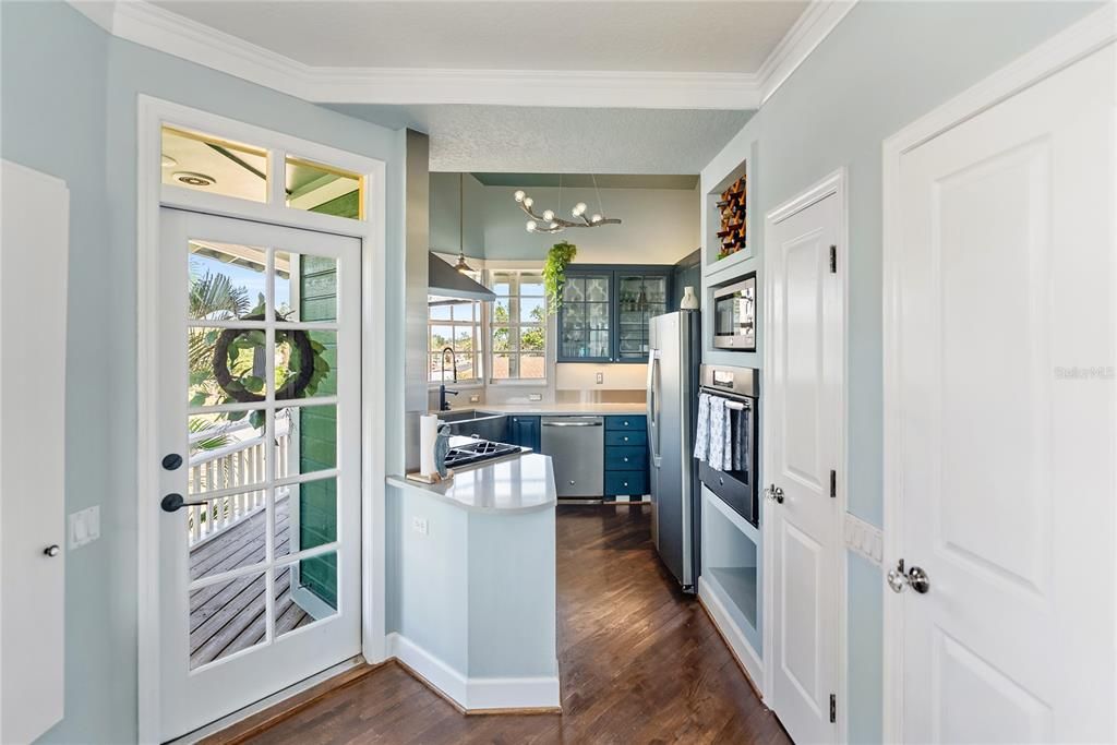 На продажу: $649,000 (4 спален, 3 ванн, 2383 Квадратных фут)