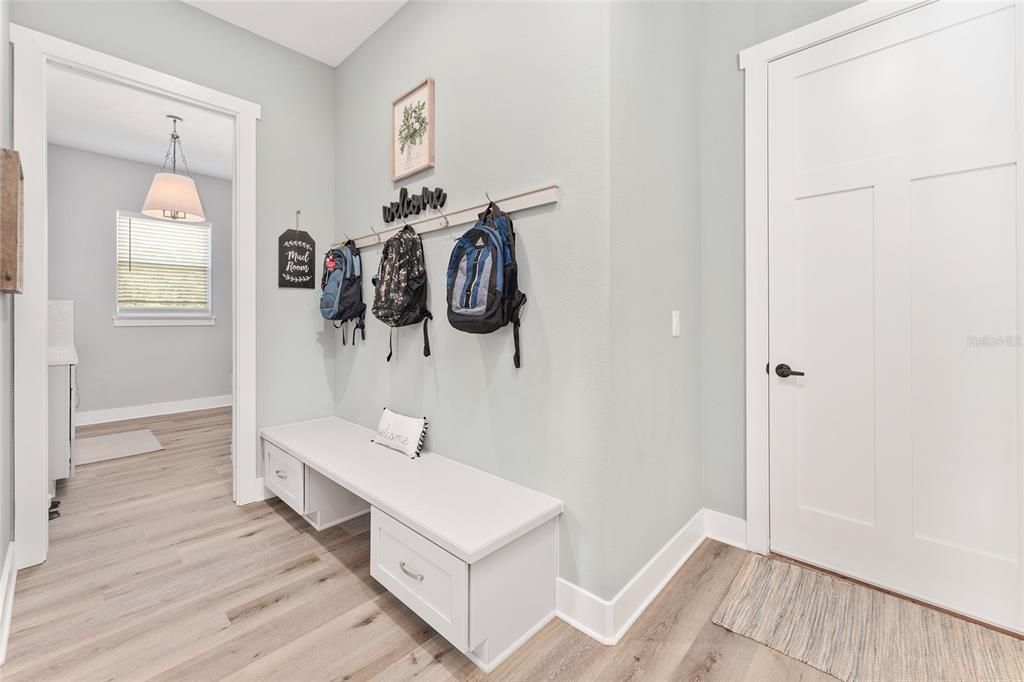 На продажу: $1,149,000 (4 спален, 2 ванн, 2840 Квадратных фут)