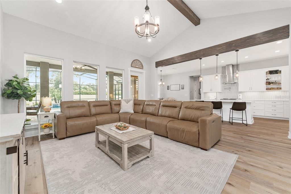 На продажу: $1,149,000 (4 спален, 2 ванн, 2840 Квадратных фут)