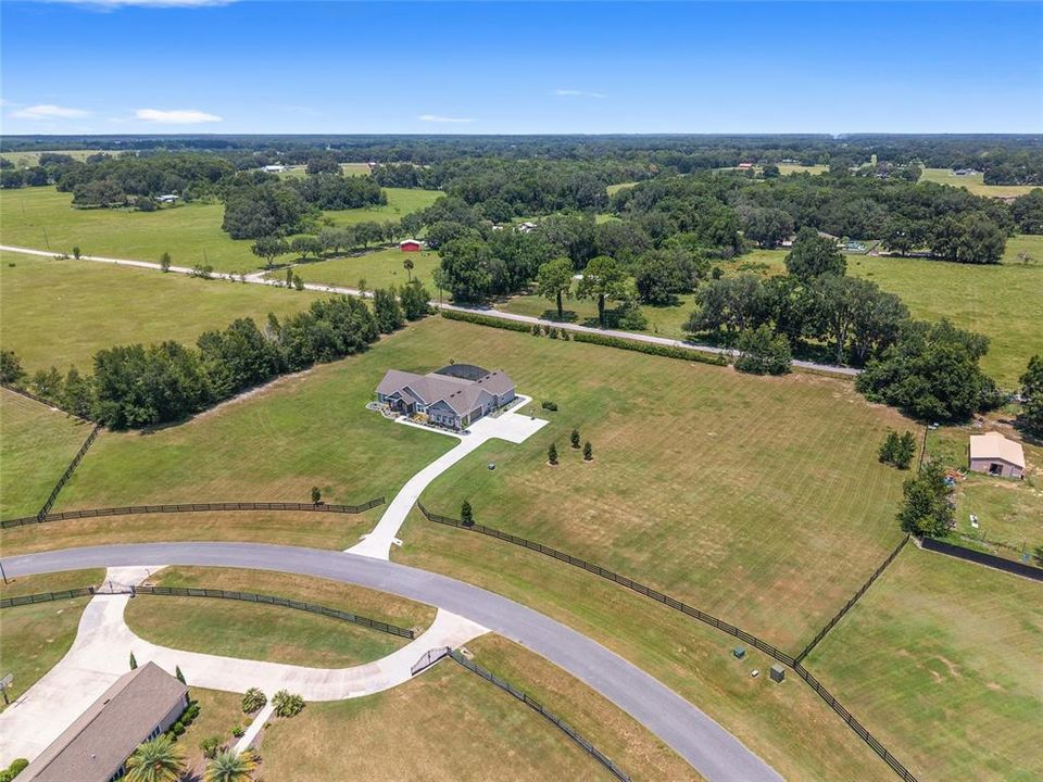 На продажу: $1,149,000 (4 спален, 2 ванн, 2840 Квадратных фут)