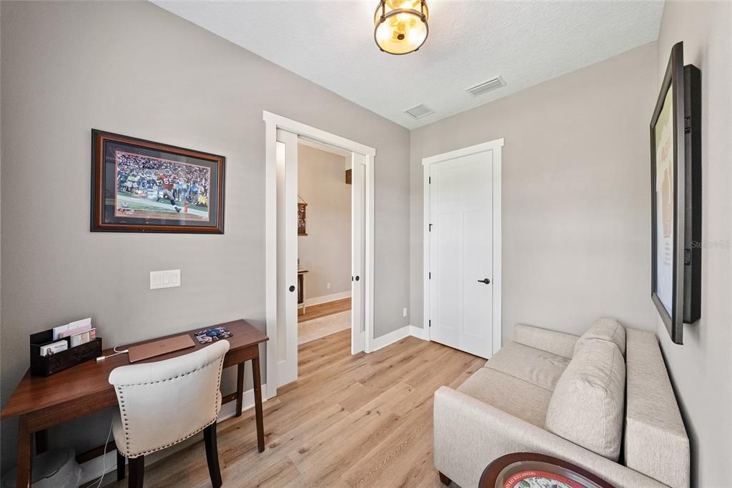 На продажу: $1,149,000 (4 спален, 2 ванн, 2840 Квадратных фут)