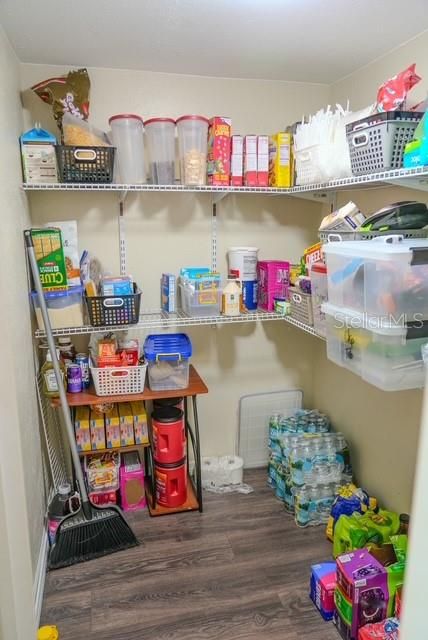 待售: $205,000 (3 贝兹, 2 浴室, 1500 平方英尺)