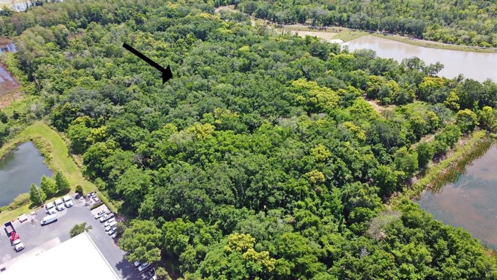 待售: $3,000,000 (9.73 acres)