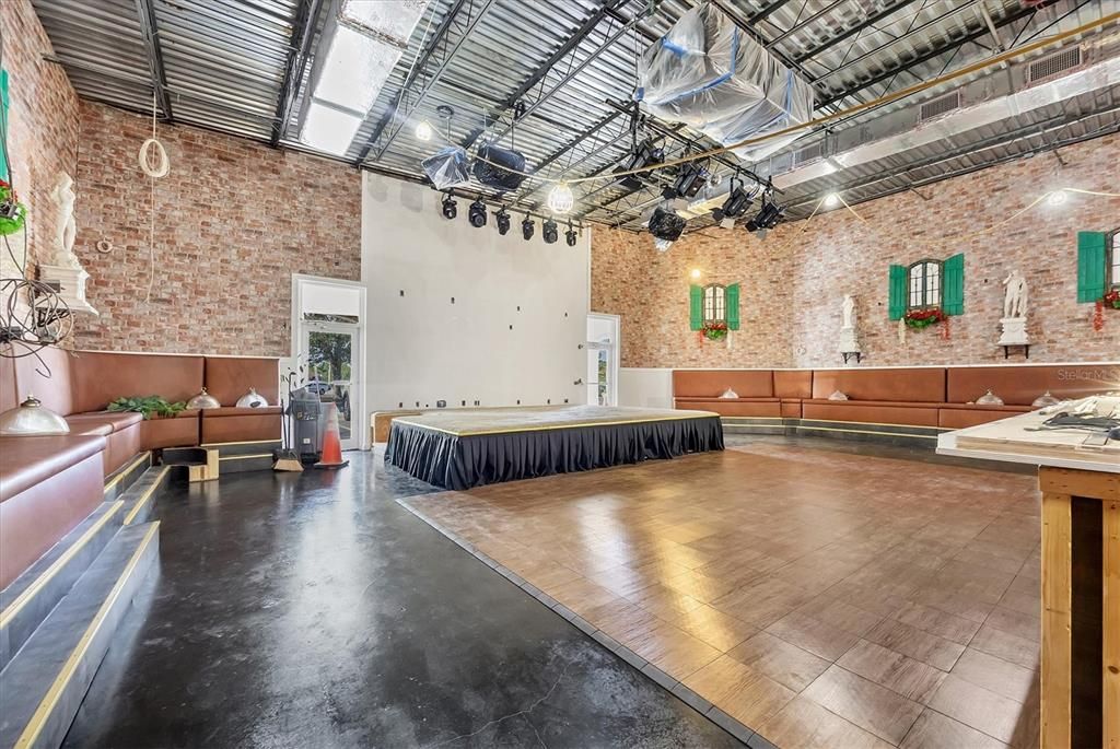 待售: $1,500,000 (0 贝兹, 0 浴室, 0 平方英尺)