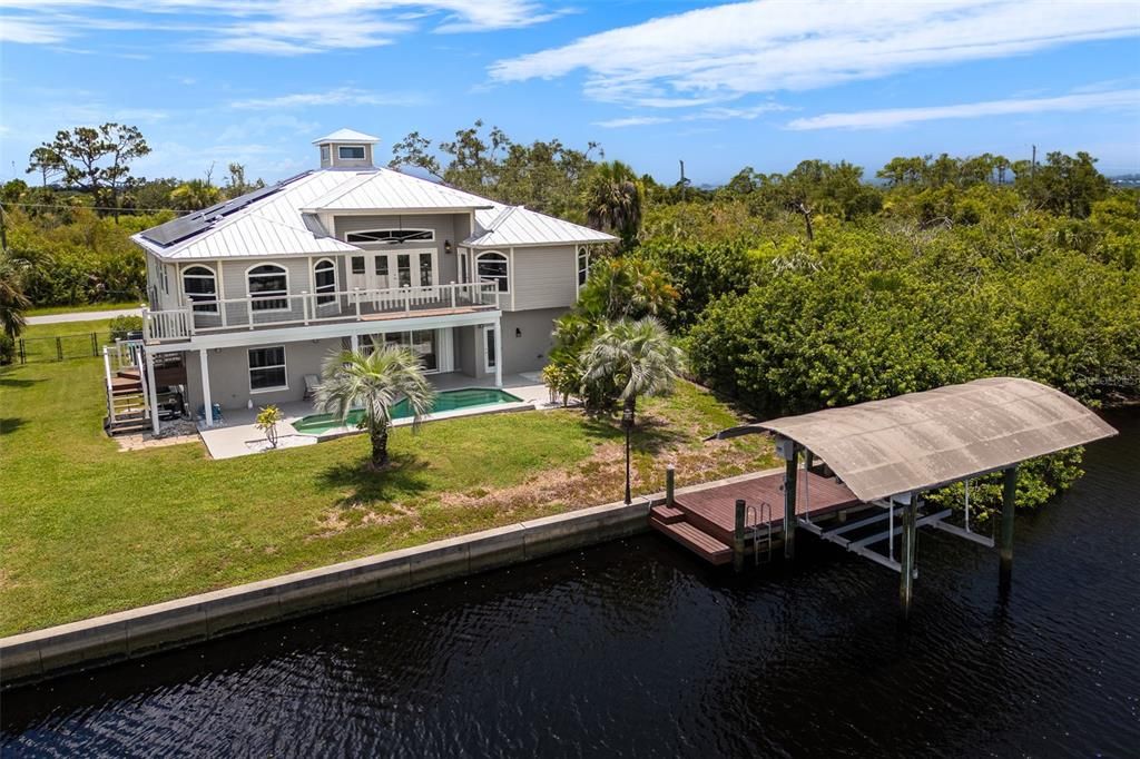 For Sale: $997,000 (4 beds, 3 baths, 4746 Square Feet)