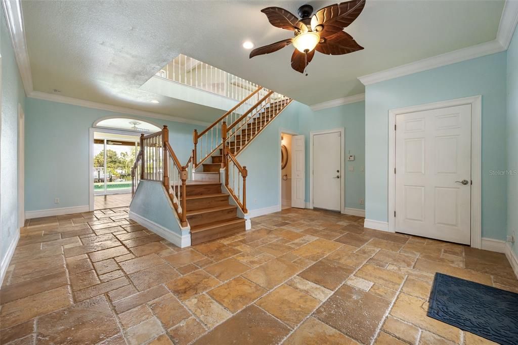 For Sale: $997,000 (4 beds, 3 baths, 4746 Square Feet)