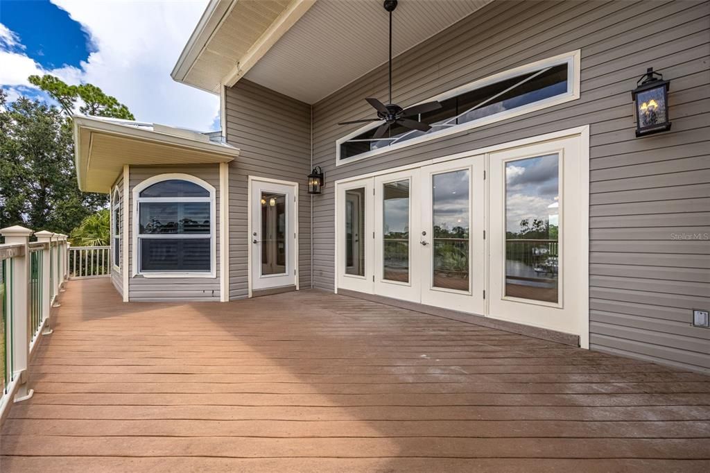 For Sale: $997,000 (4 beds, 3 baths, 4746 Square Feet)