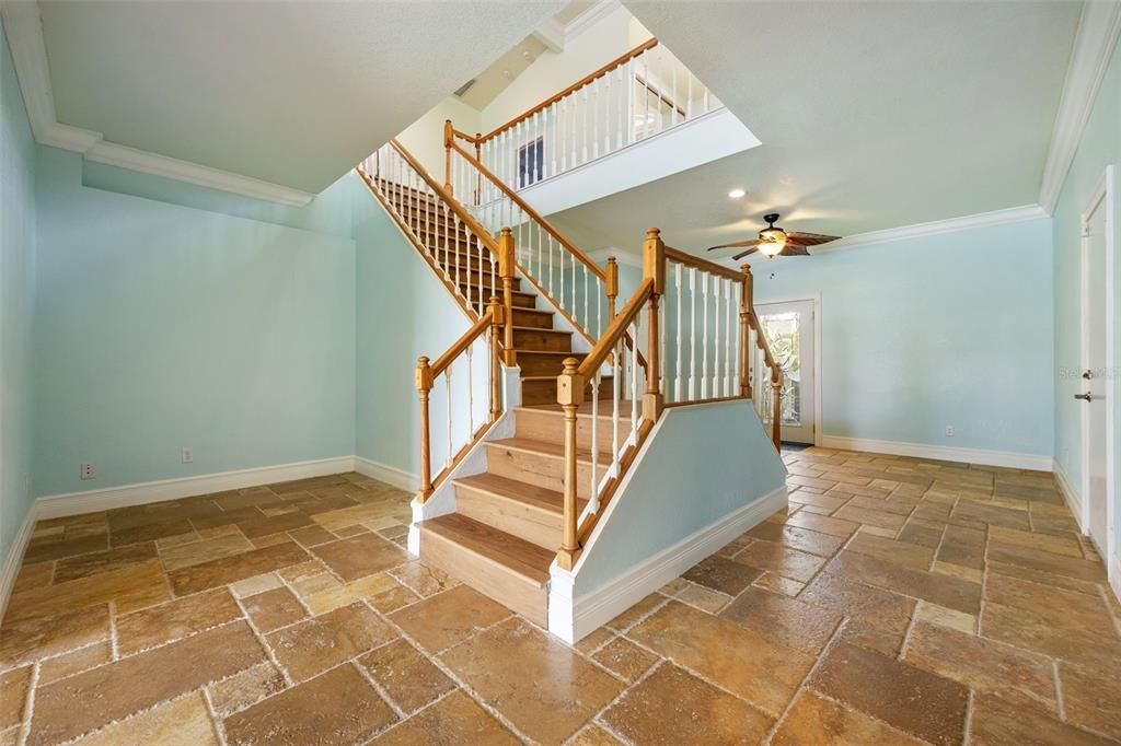 For Sale: $997,000 (4 beds, 3 baths, 4746 Square Feet)