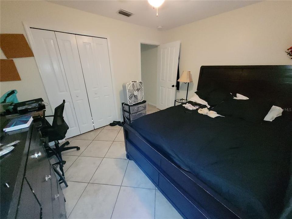 For Sale: $374,999 (4 beds, 2 baths, 1702 Square Feet)