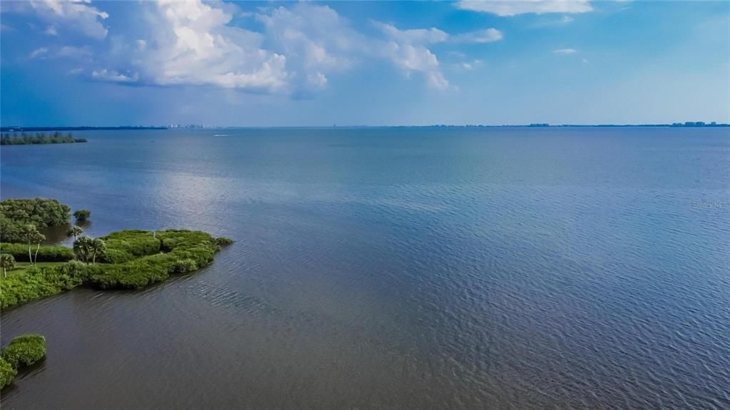 На продажу: $249,900 (2 спален, 2 ванн, 1254 Квадратных фут)