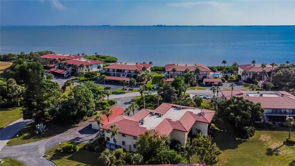 На продажу: $249,900 (2 спален, 2 ванн, 1254 Квадратных фут)