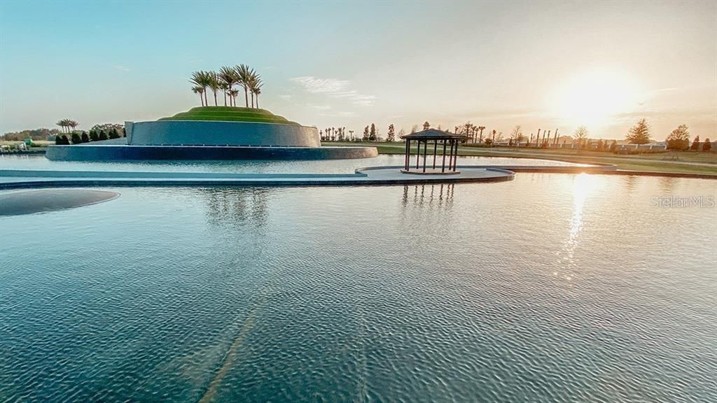 Под контрактом: $2,795 (5 спален, 3 ванн, 2447 Квадратных фут)