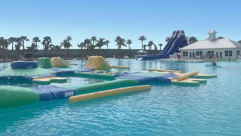 Под контрактом: $2,795 (5 спален, 3 ванн, 2447 Квадратных фут)