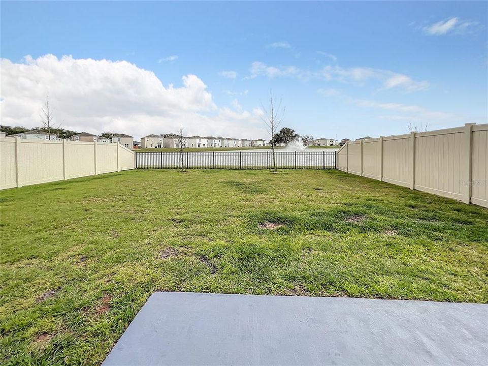 Под контрактом: $2,795 (5 спален, 3 ванн, 2447 Квадратных фут)