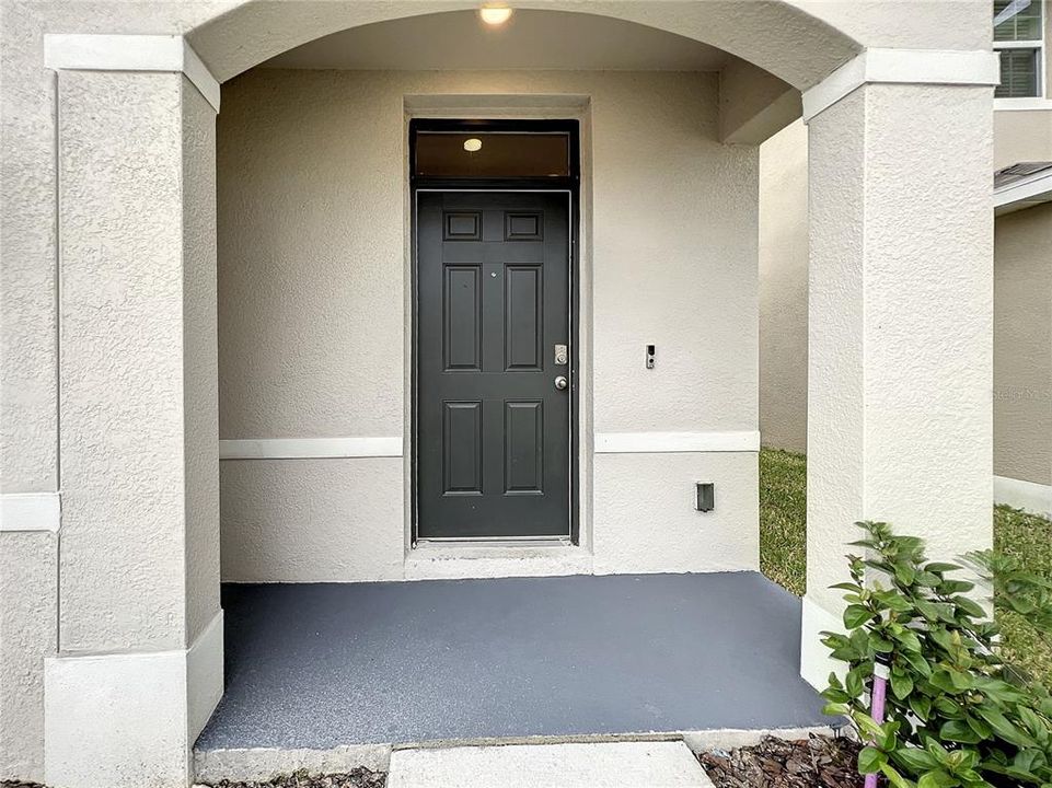 Под контрактом: $2,795 (5 спален, 3 ванн, 2447 Квадратных фут)