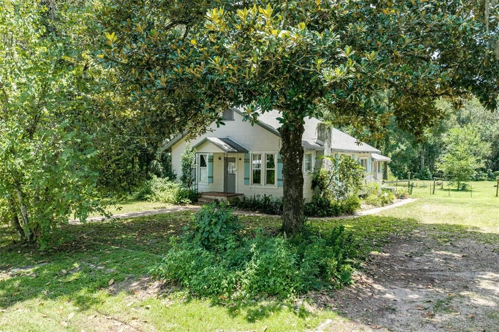 На продажу: $295,000 (2 спален, 2 ванн, 1400 Квадратных фут)