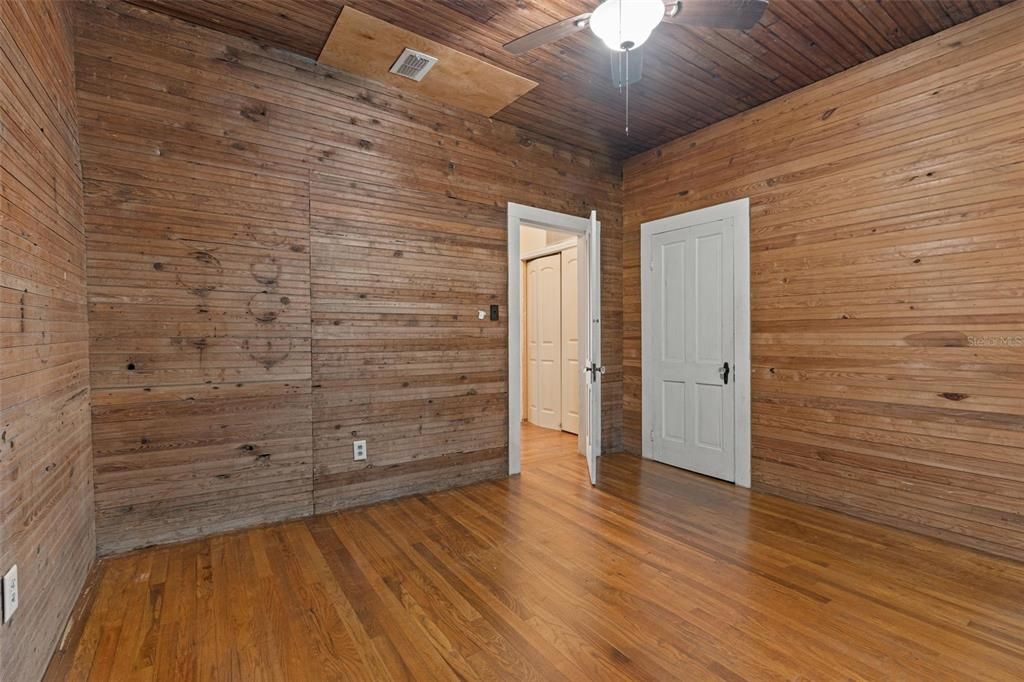 На продажу: $295,000 (2 спален, 2 ванн, 1400 Квадратных фут)