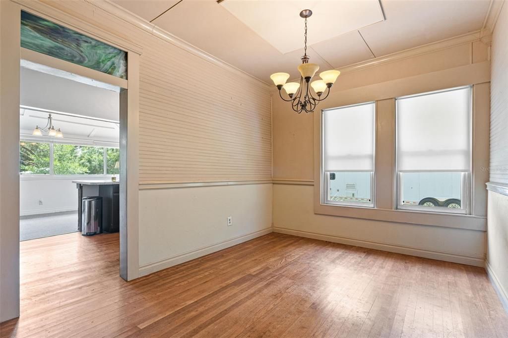 На продажу: $295,000 (2 спален, 2 ванн, 1400 Квадратных фут)