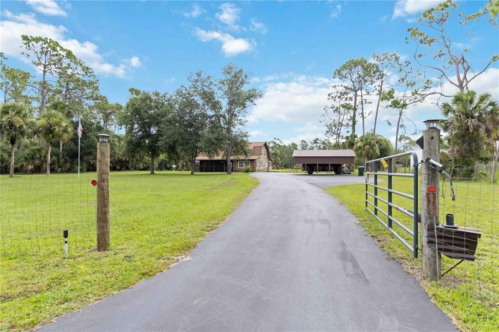 Active With Contract: $499,900 (4 beds, 2 baths, 2310 Square Feet)