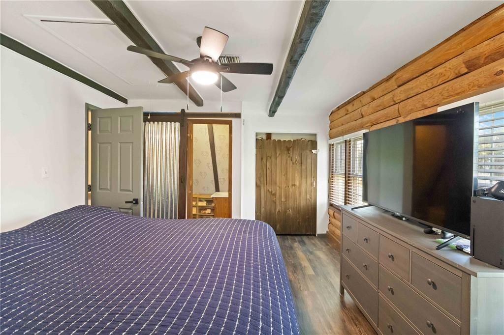 Active With Contract: $499,900 (4 beds, 2 baths, 2310 Square Feet)